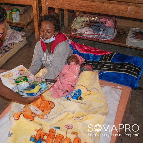 As per request for contributions from the mother and child association, SOMAPRO brought its support to the infants.