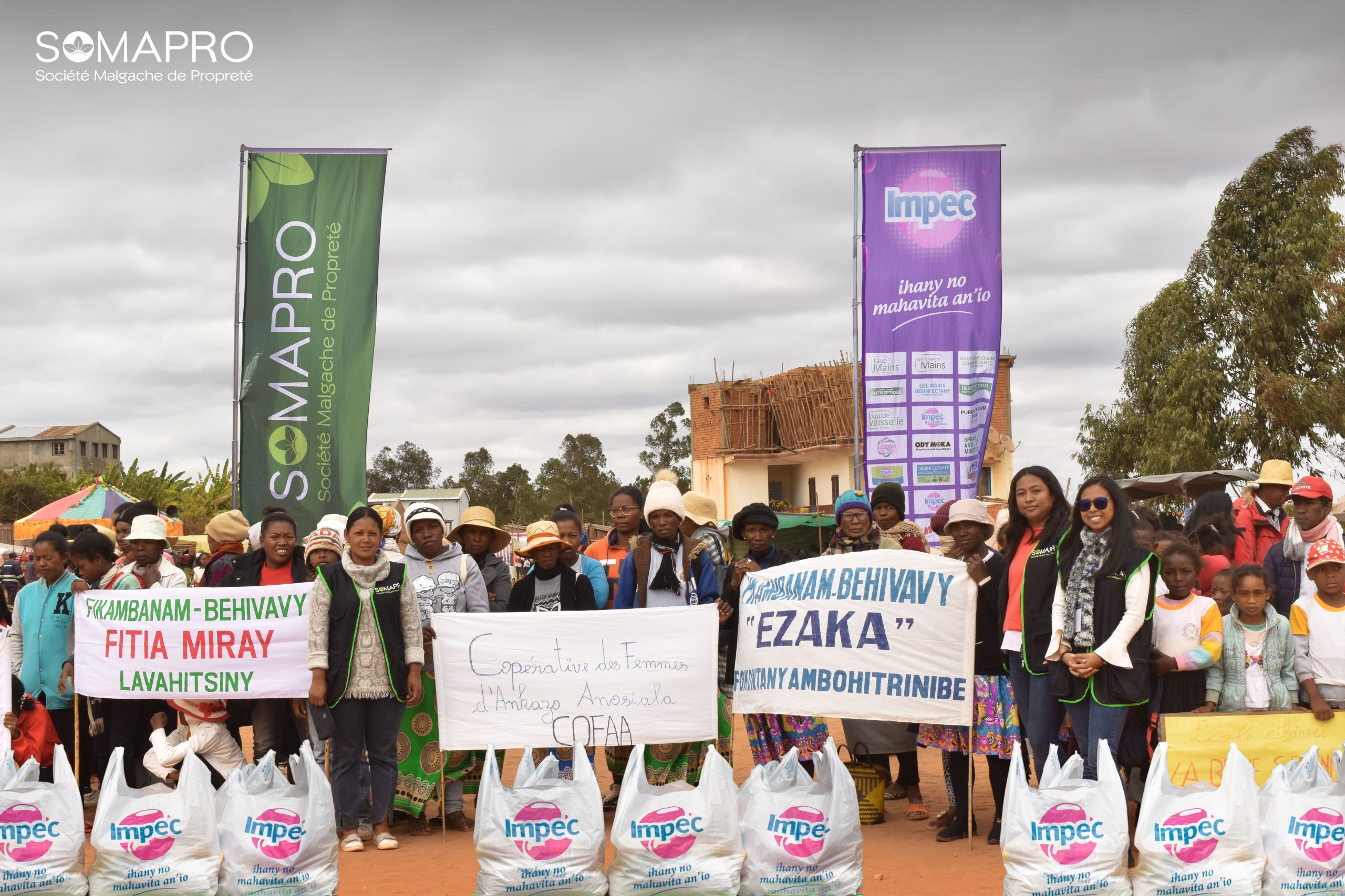 SOMAPRO sponsors the celebration of the 64th year of independence of Madagascar in the Anosiala community.