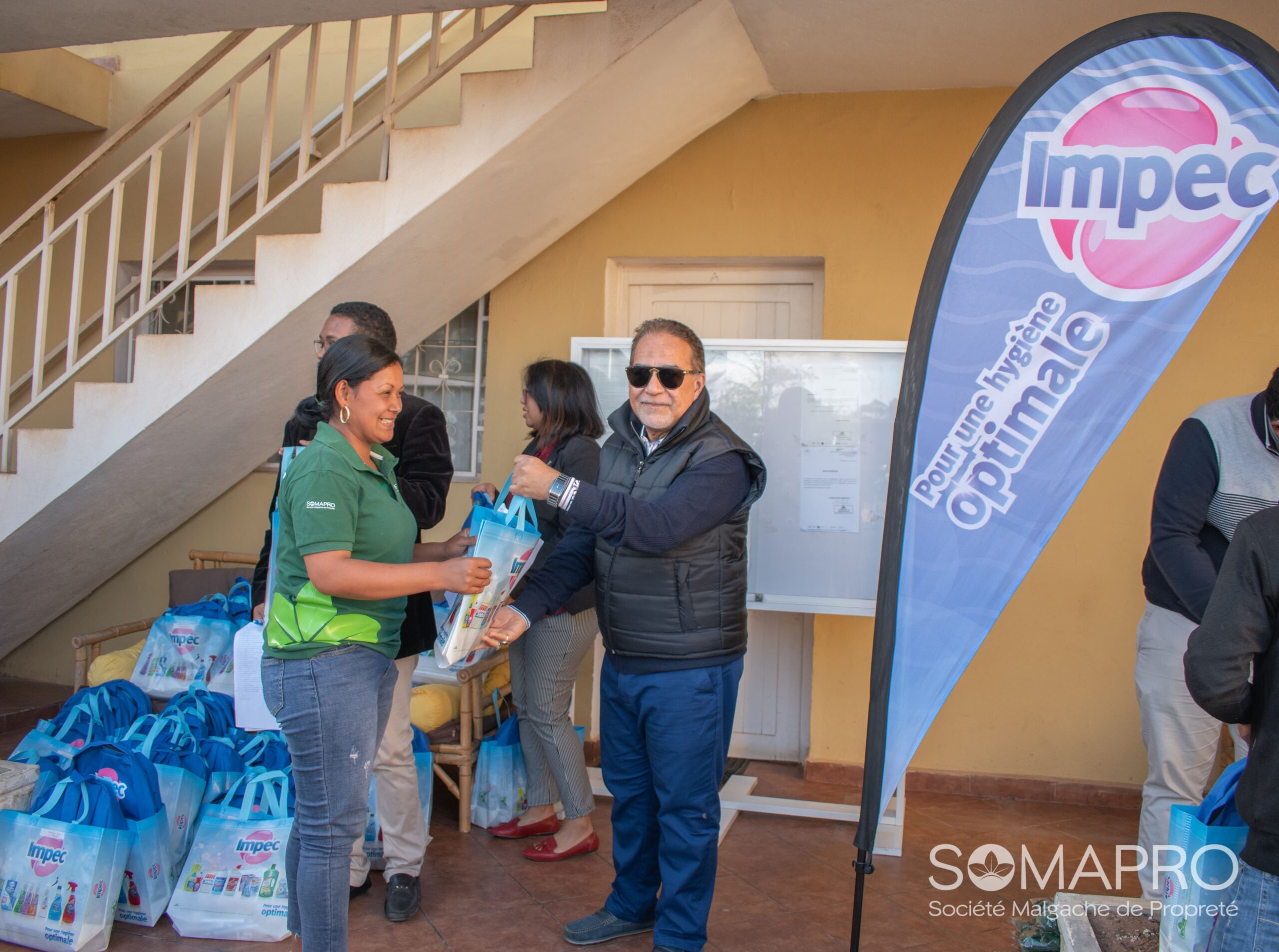 DSC 0958 min scaled 1 1