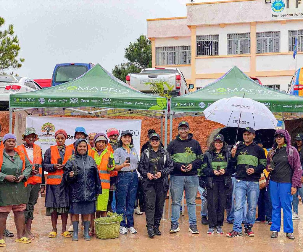 FAMBOLENA 2026 sans logo Plan de travail 1 copie 11 3 11zon